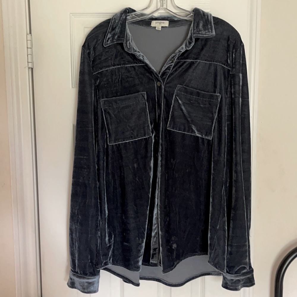 Umgee Navy Velvet Button-Down